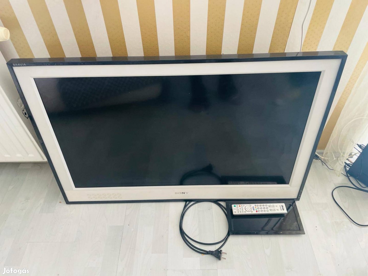 Sony Bravia Kdl-40E4000 Full HD LCD televízió