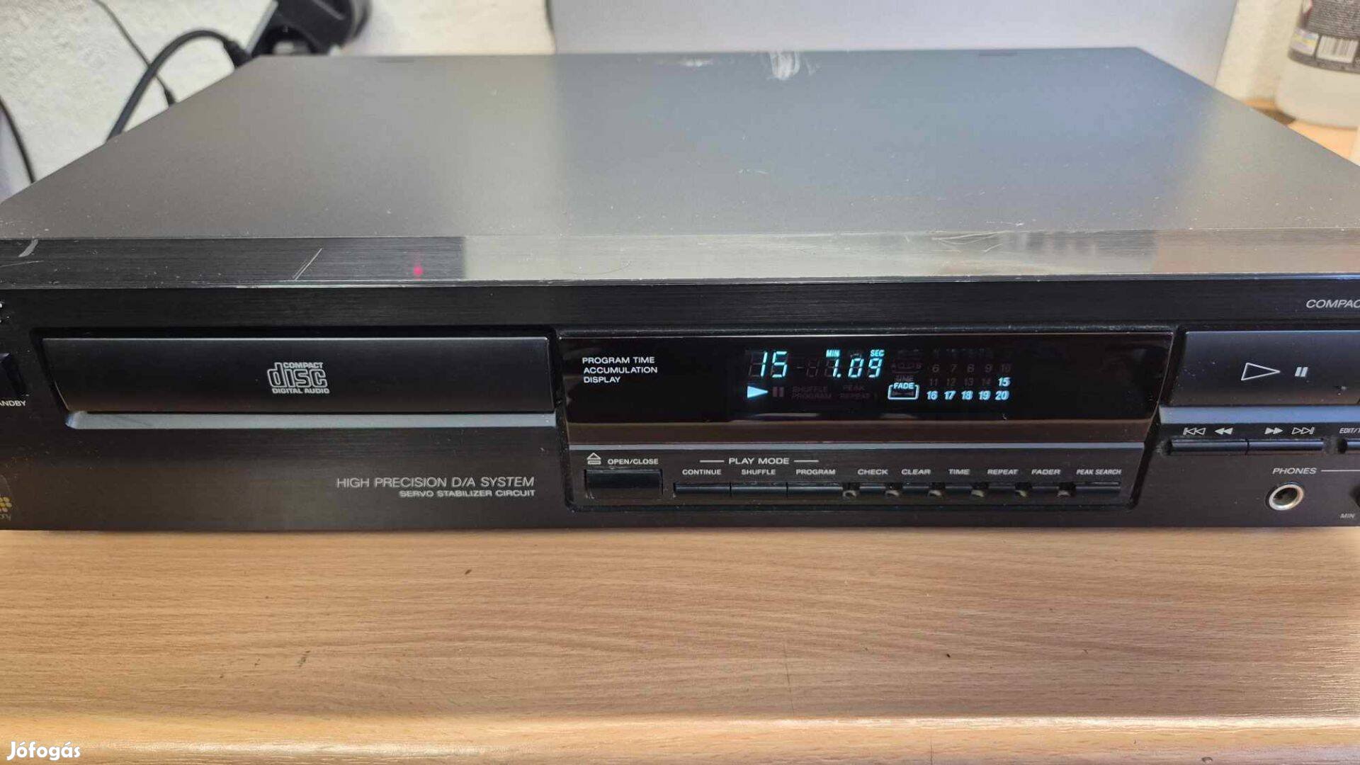 Sony CDP-291 asztali CD-lejátszó