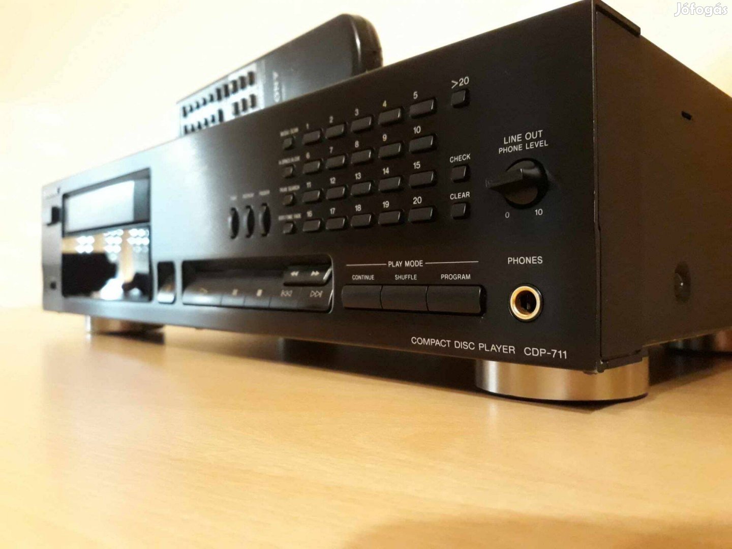 Sony CDP-711 HIFI CD -lejátszó távirányítóval**