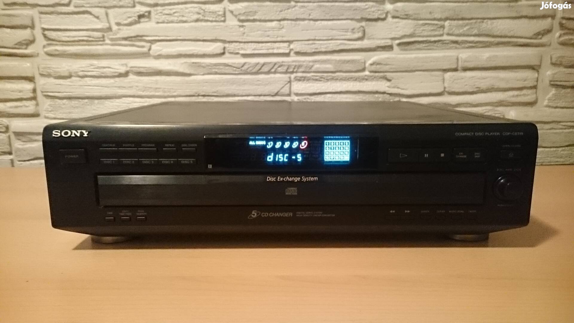 Sony CDP-CE315 5 lemezes CD lejátszó 