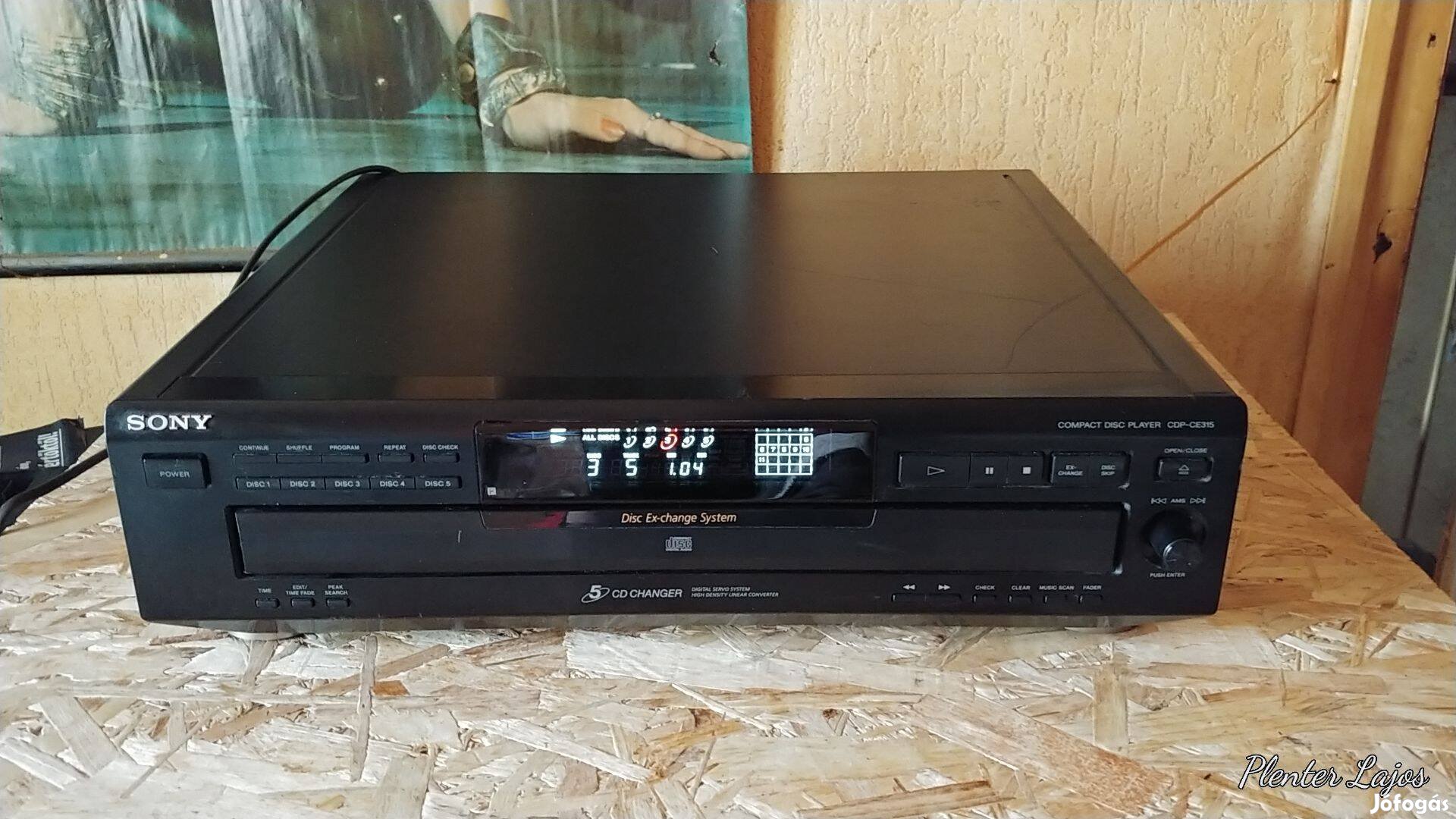 Sony CDP-CE315 öt lemezes cd lejátszó, hibás