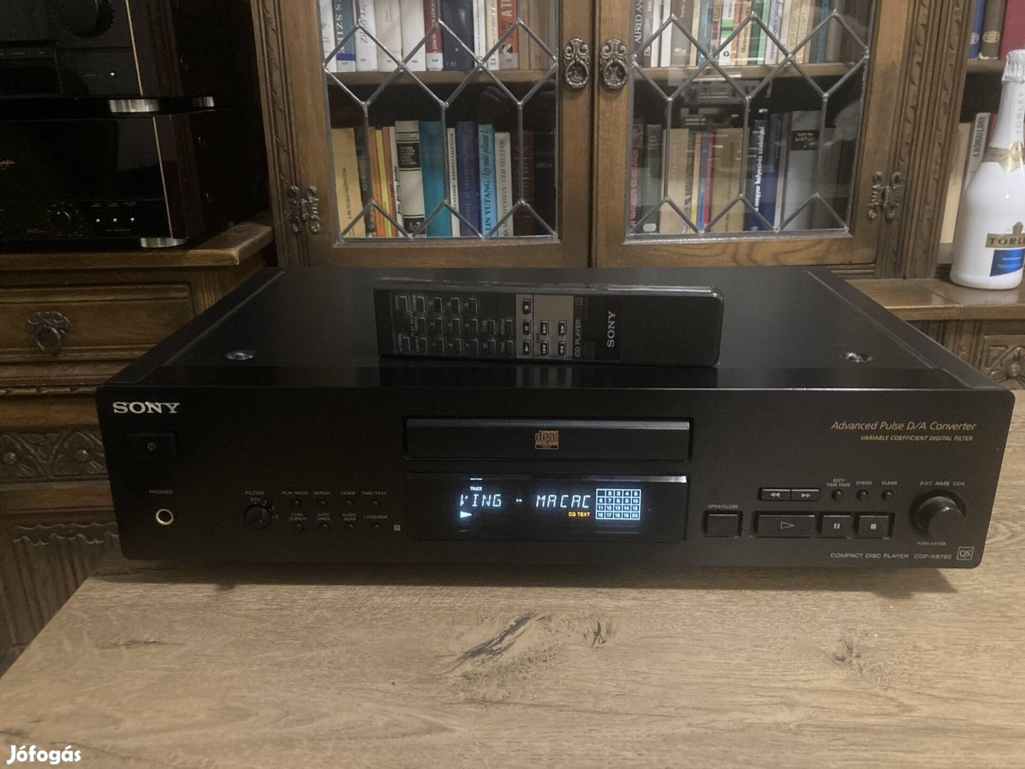 Sony CDP-XB720QS