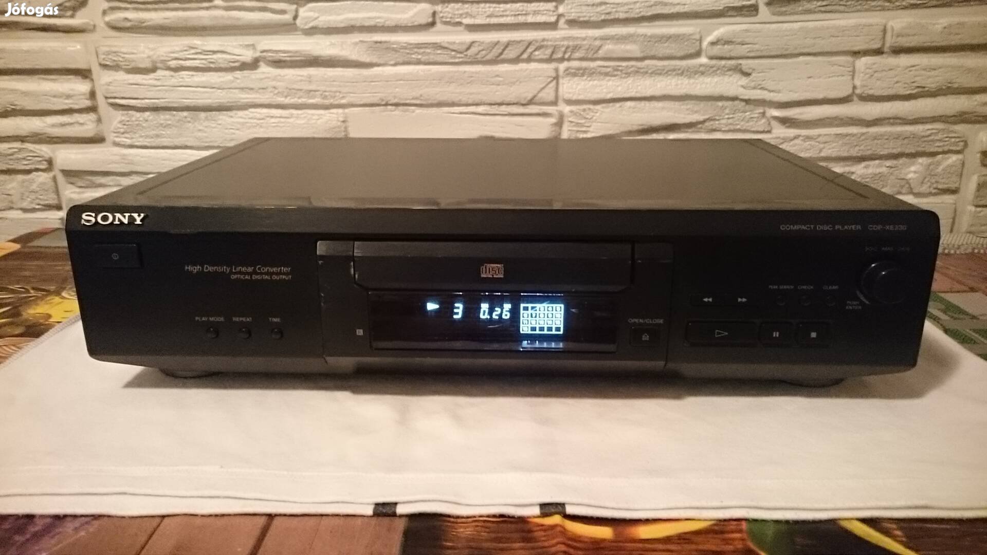 Sony CDP-XE330 minőségi CD lejátszó tökéletes működéssel