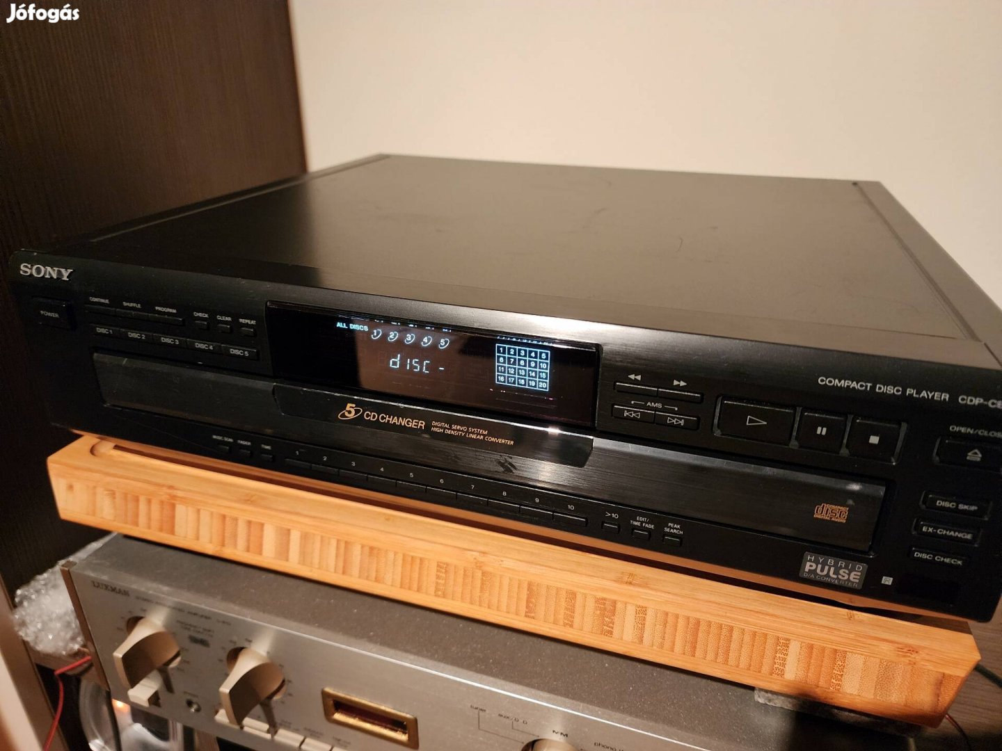 Sony CDP- CE405 hibás +új táv 