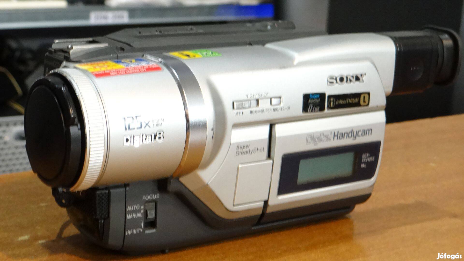 Sony DCR-Trv125 Video8/HI8/Digital8 Videokamera (TBC, DNR, AV IN/OUT)