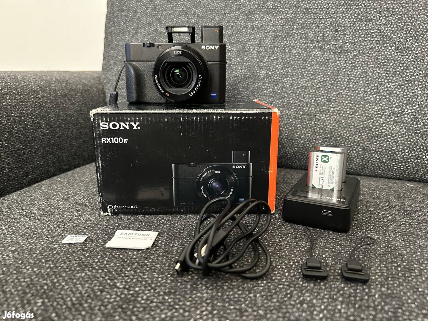 Sony DSC-RX100 M4