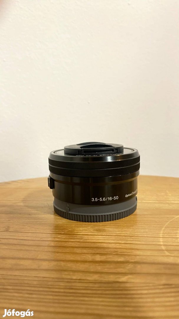 Sony E 16-50mm F3.5-5.6 PZ OSS objektív 