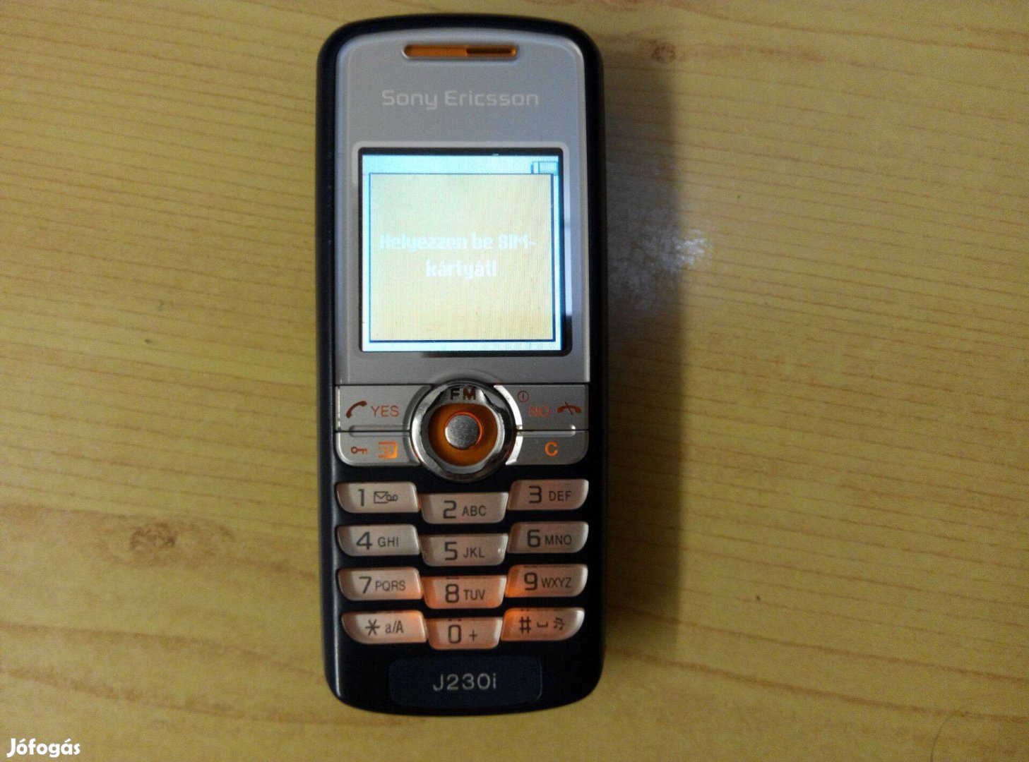 Sony Ericsson J230i makulátlan újszerű