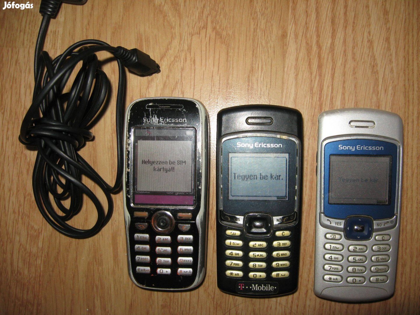 Sony Ericsson T290i + K508i + T230 + T105 Retro Mobiltelefon +töltő