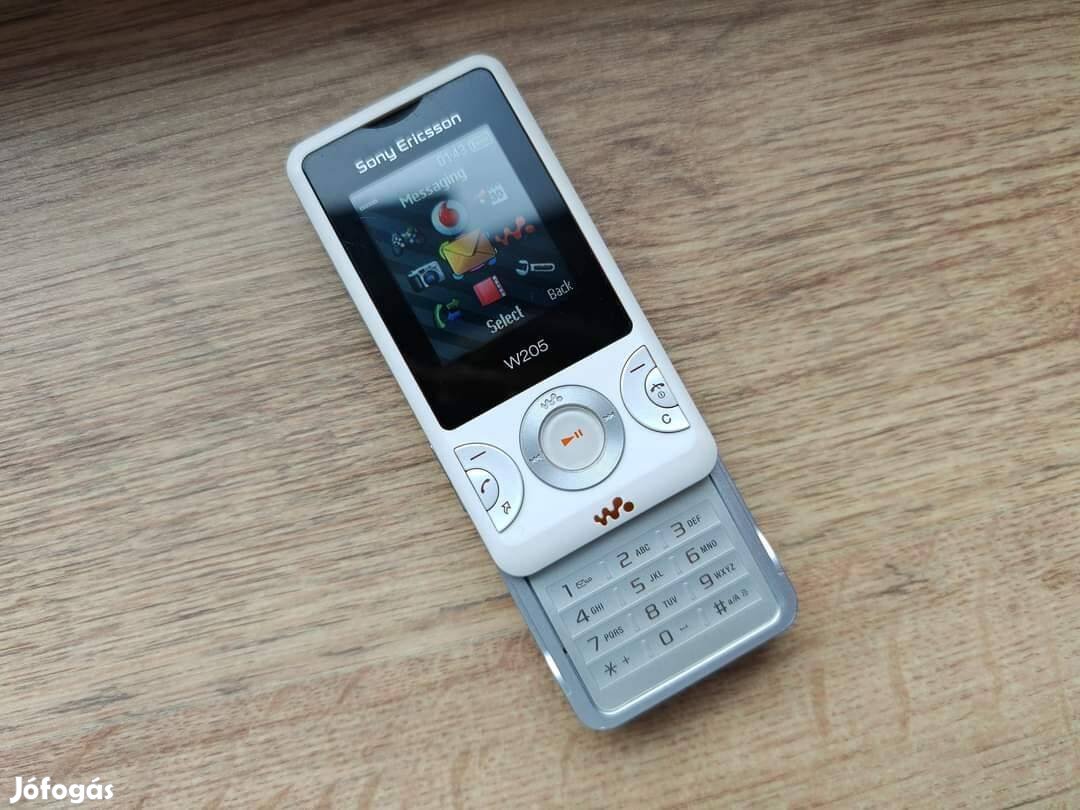 Sony Ericsson W205 , Kártyafüggetlen , Ritka szép !