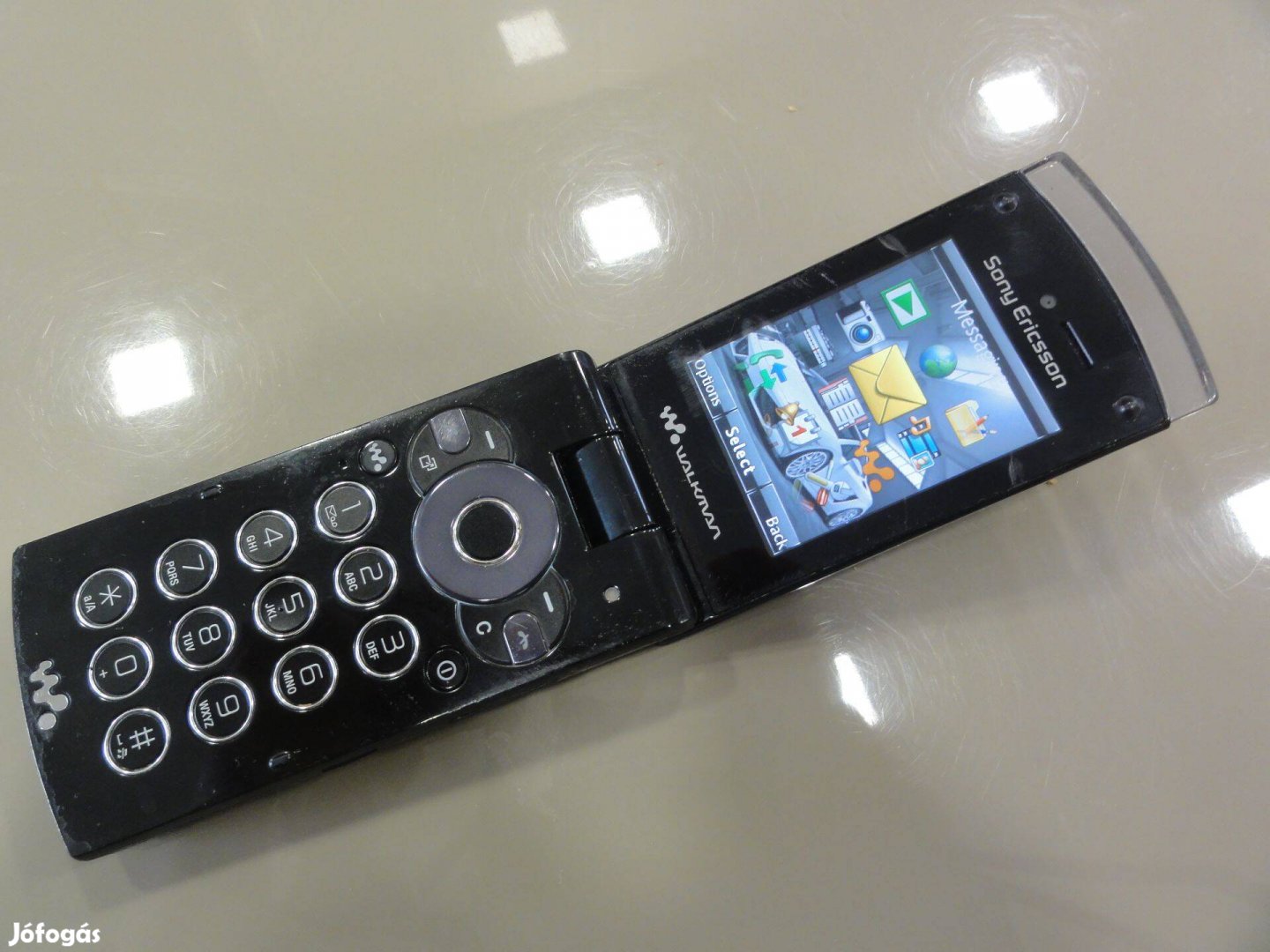 Sony Ericsson W980 Ritka Retró kártyafüggetlen, gyári akkuval töltővel