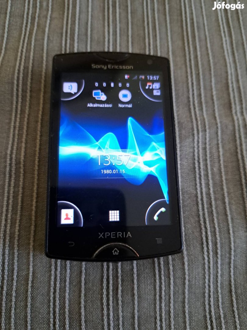 Sony Ericsson xperia, mini,mindentudó  retro mobil.
