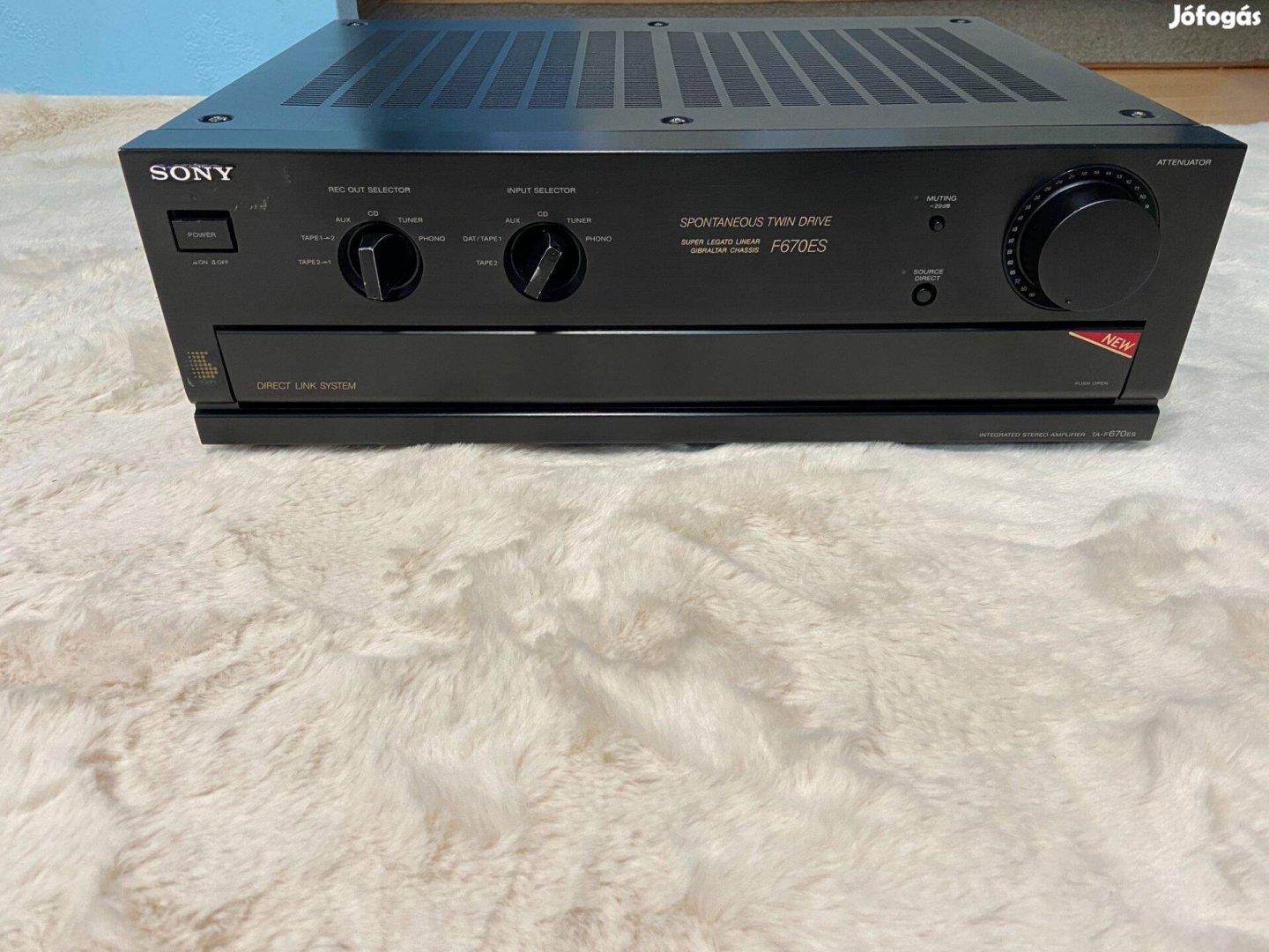 Sony F670 Es