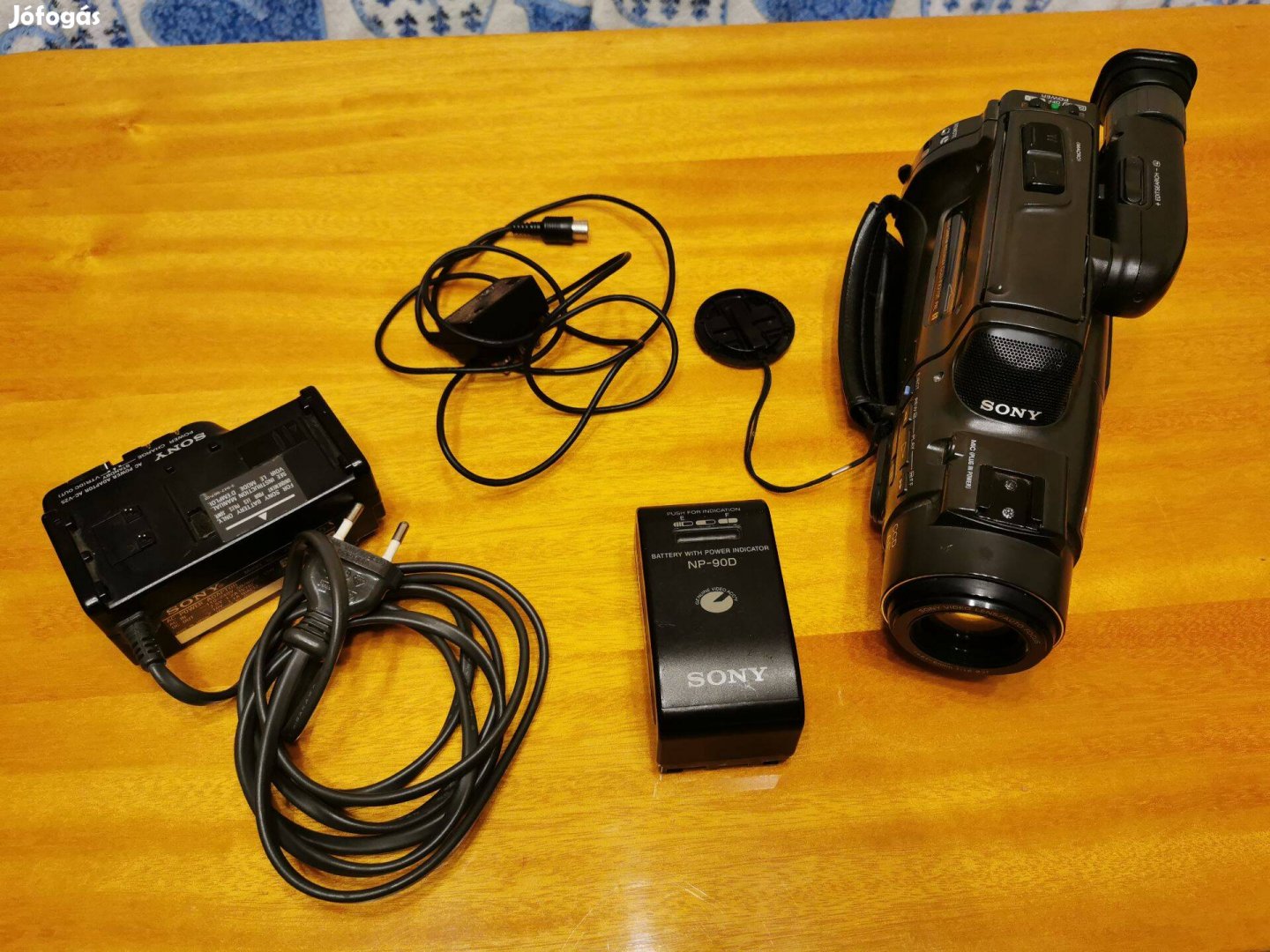 Sony Handycam CCD-FX270E hagyományos videókamera