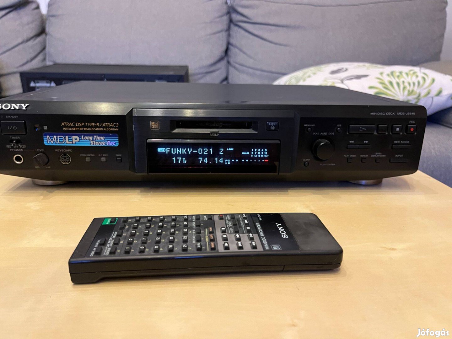 Sony MDS-JE640 mini disc recorder