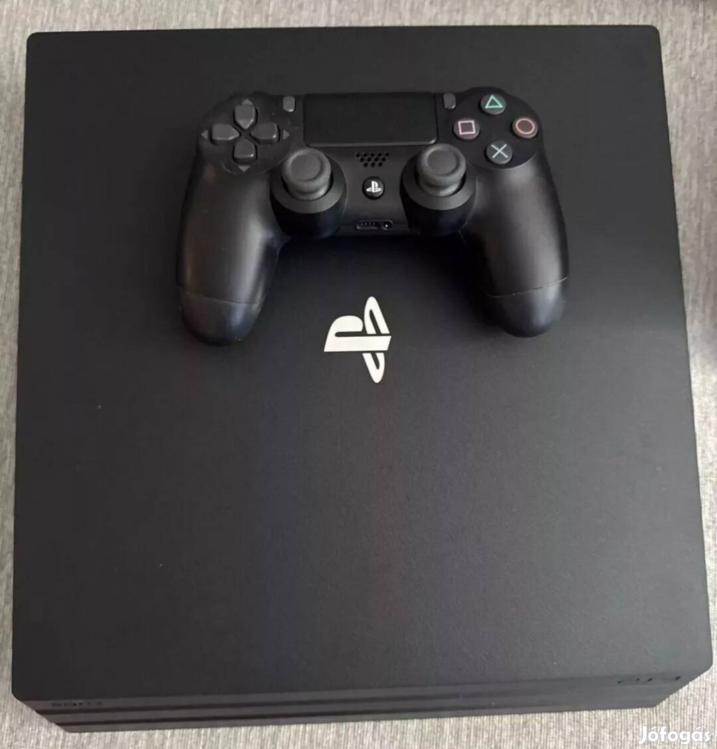 Sony Playstation 4 Pro - 1TB HDD + 5 játék