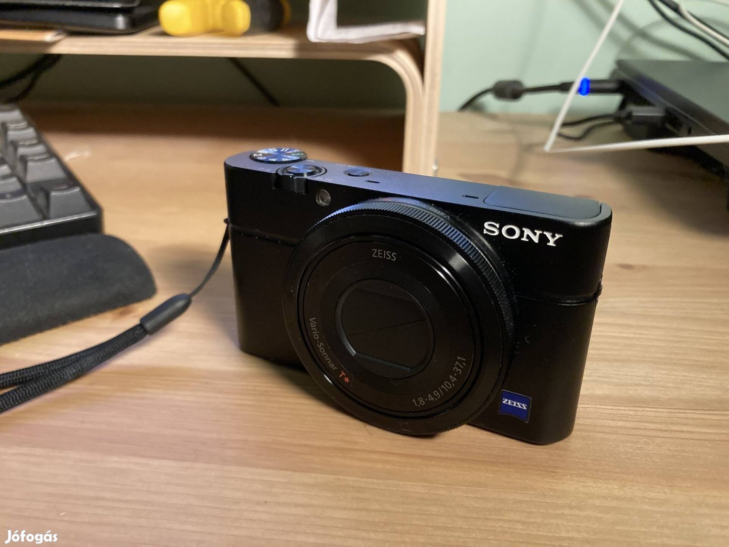 Sony RX100 20MP csúcskompakt