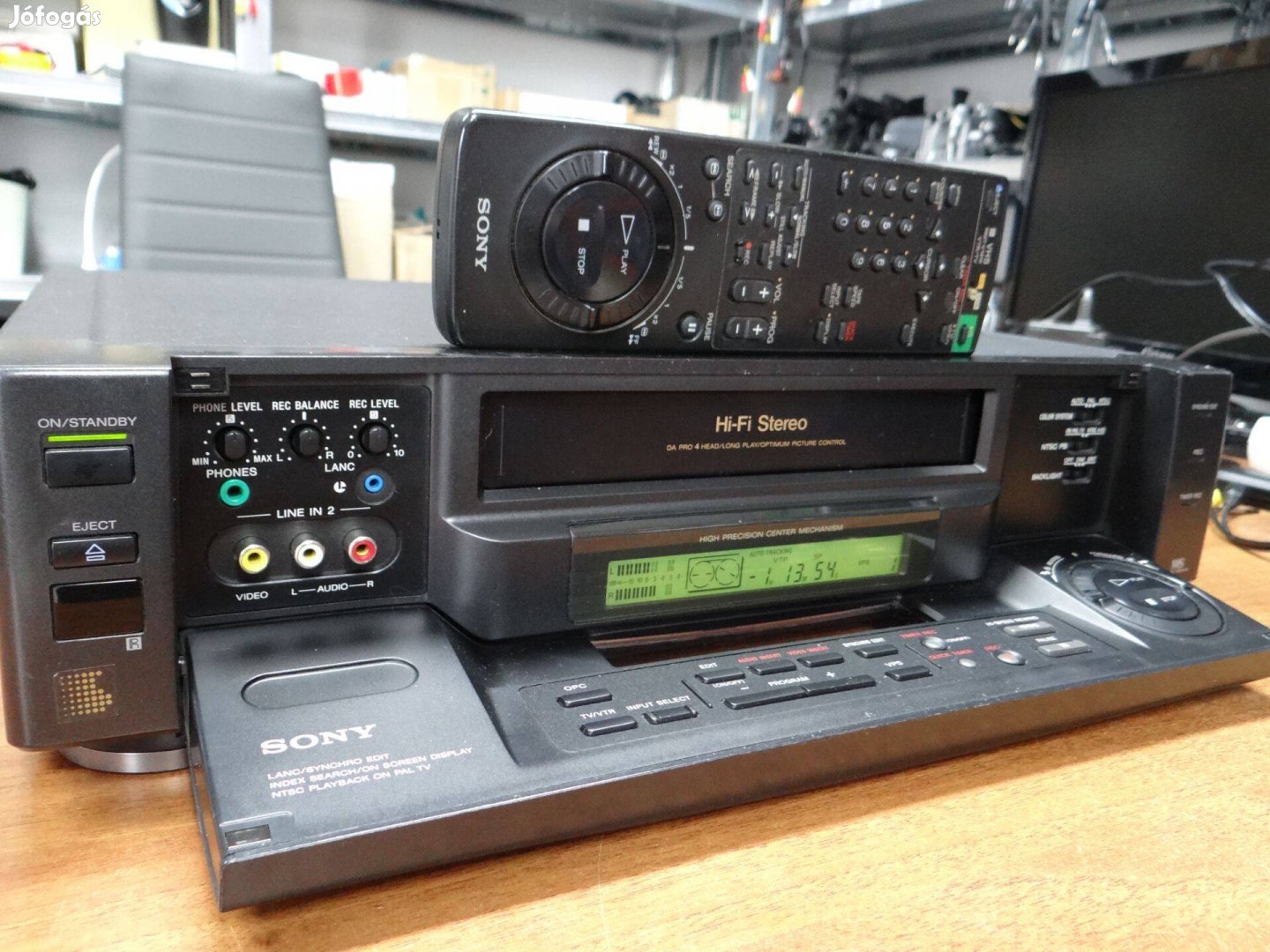 Sony SLV-E90 VHS Video Recorder