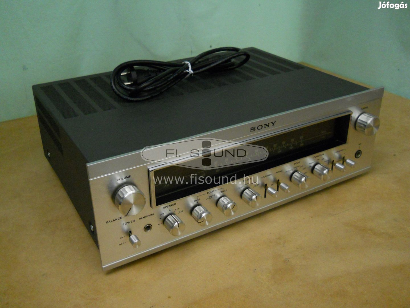 Sony STR-7055A ,300W,4-16 ohm,6 hangfalas sztereo receiver