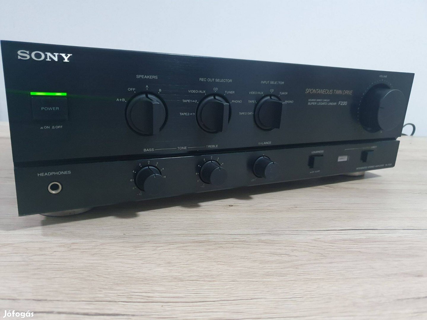 Sony TA-F220 sztereó hifi erősítő