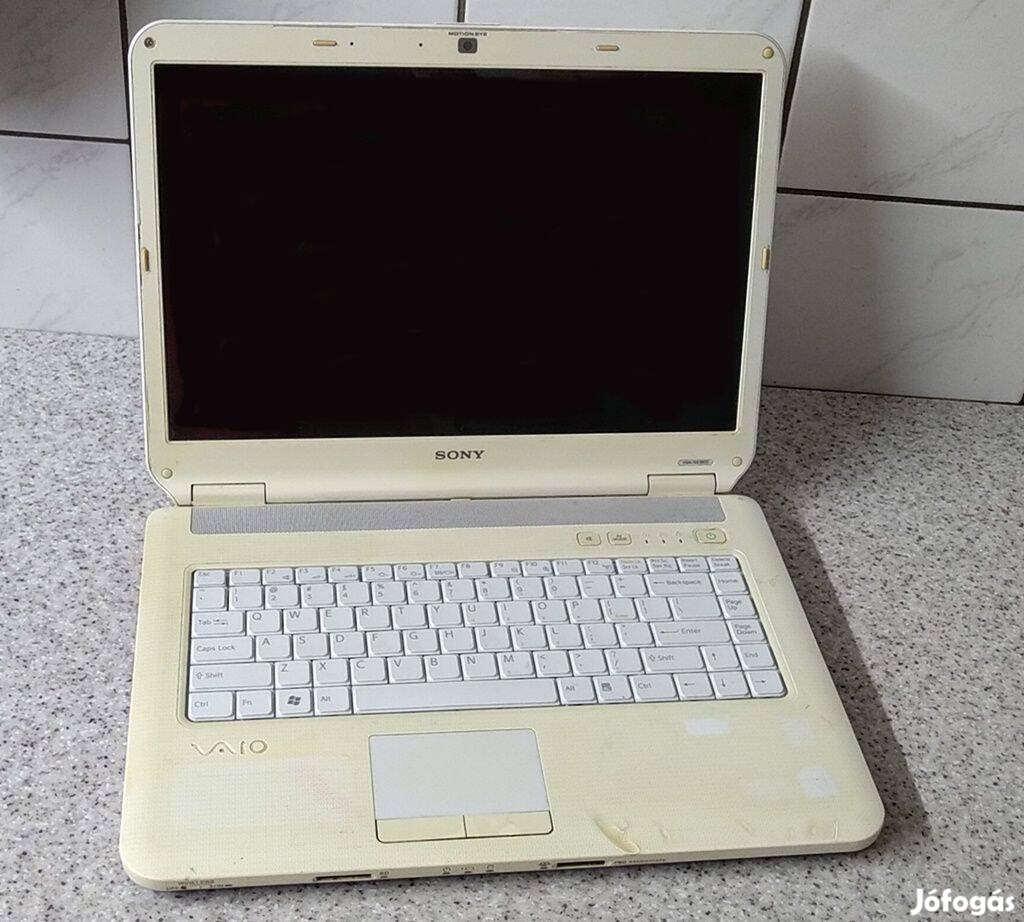 Sony VAIO laptop 15,4 alkatrésznek