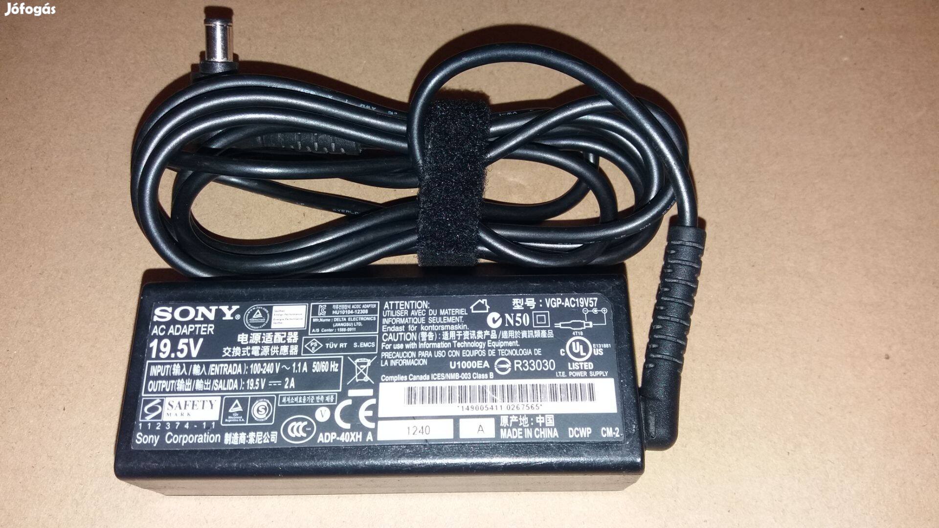 Sony Vaio notebook laptop adapter tápegység 19,5V 2A center pin