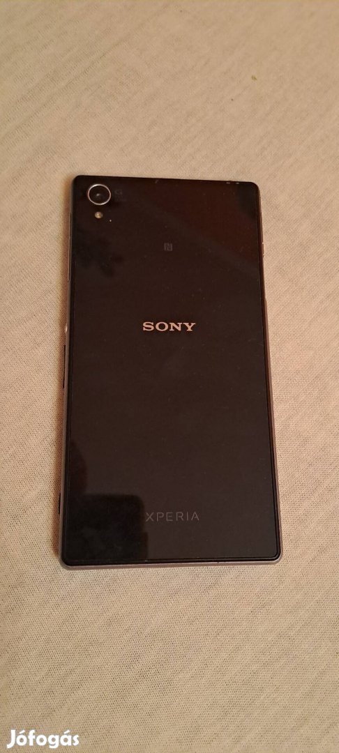 Sony Xperia Z1 mobiltelefon hibás, alkatrésznek