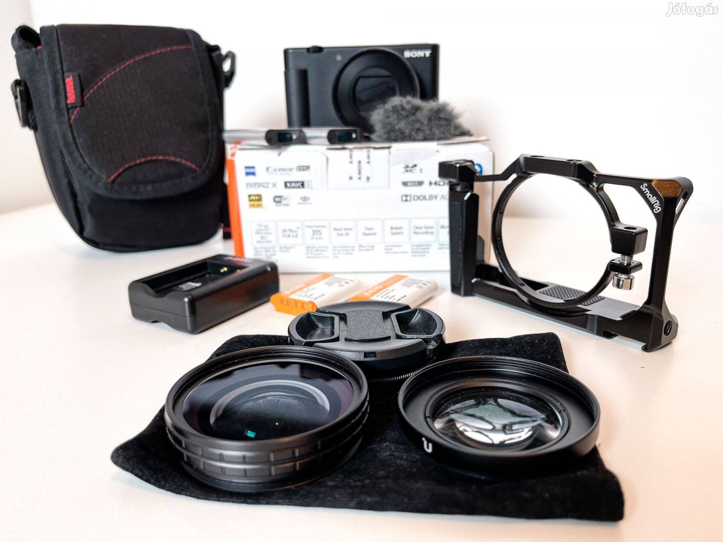 Sony ZV1 (24-70mm/1.8-2.8) - sok extrával - tökéletes nyaralós kamera