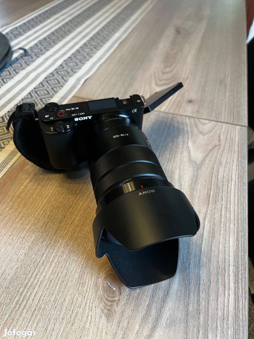 Sony Zve10; Sony 18-105 F4; Sony 50 F1.8