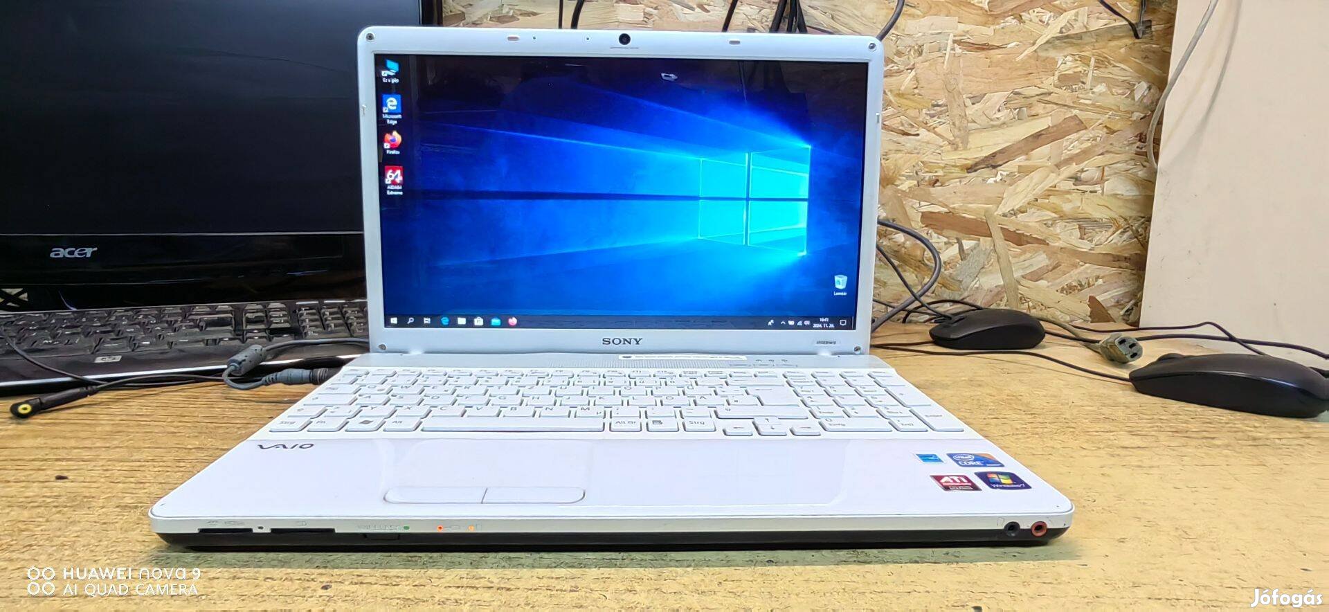 Sony i3 4x2133mhz,6gb DDR3,500gb,jó akku,Win10