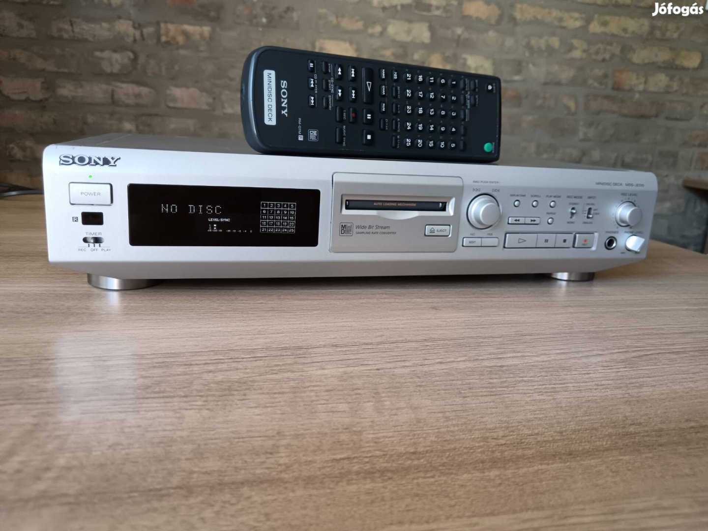 Sony minidisc recorder (MDS-JE510) 