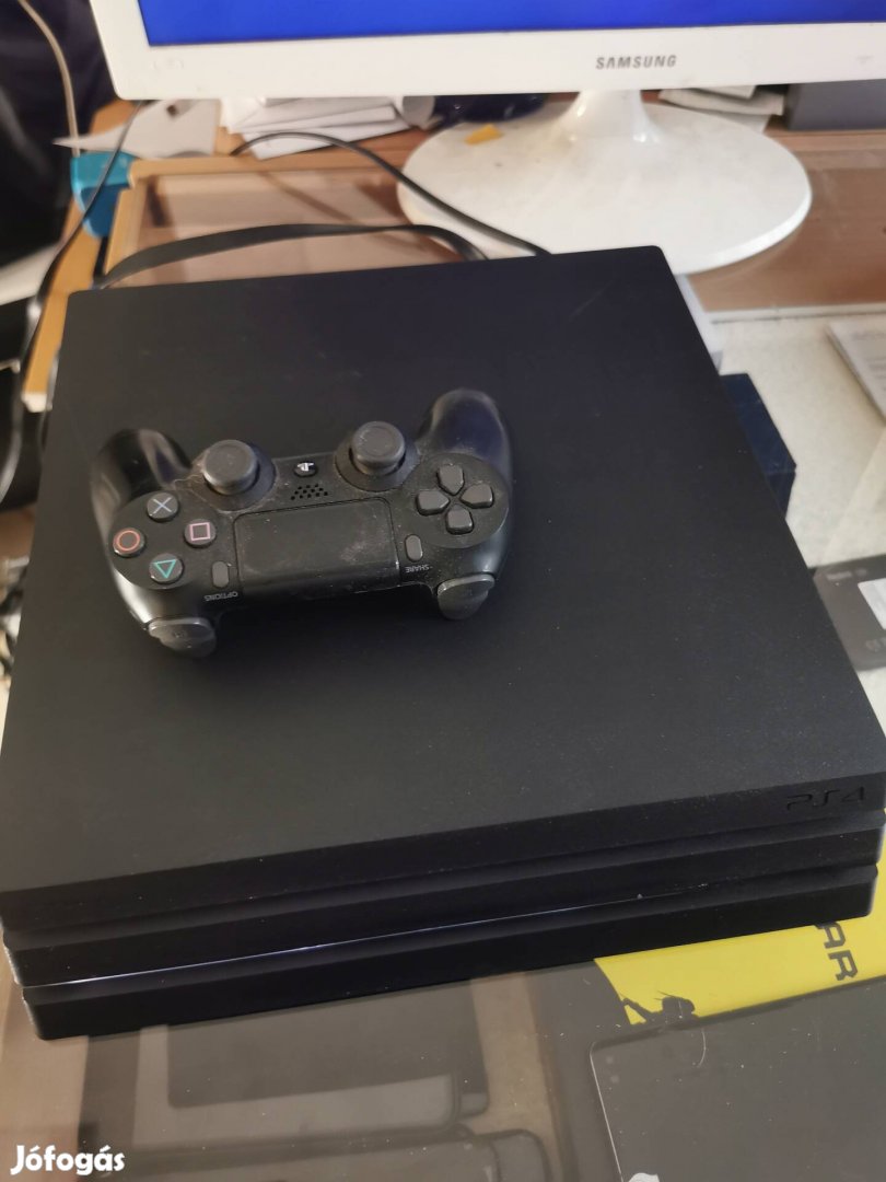 Sony playstation 4 pro 1 kontrollerel 