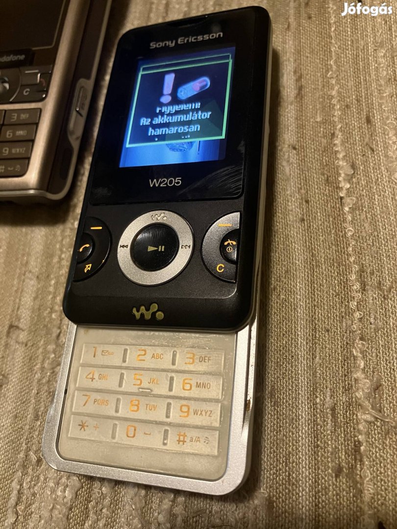 Sonyericsson W205