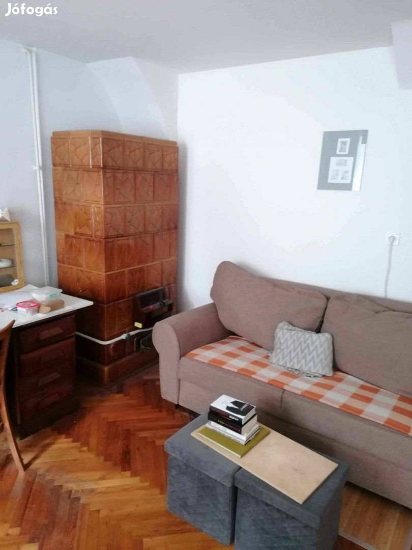 Sopron belvárosában eladó kis lakás