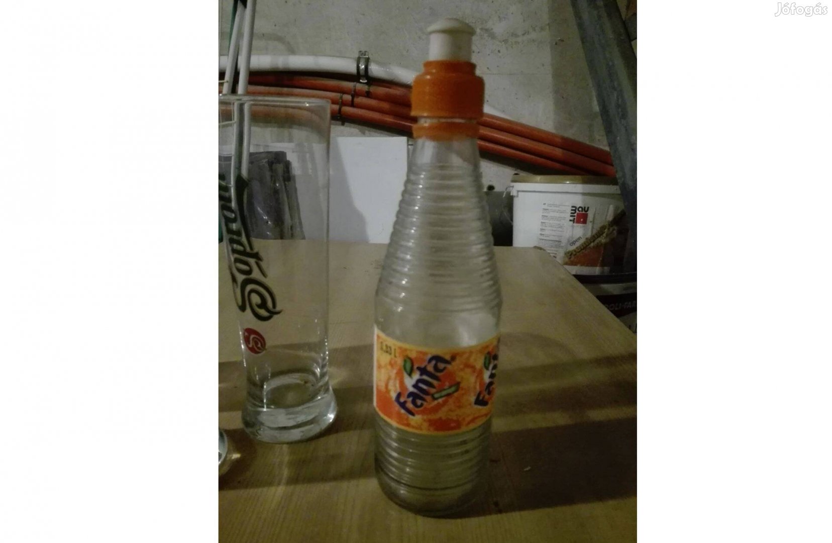 Soproni söröspohár és eredeti üveg Fanta üveg
