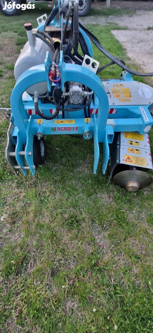 Soraljművelő tőkealjművelő Szőlő gyümölcs Agrofer