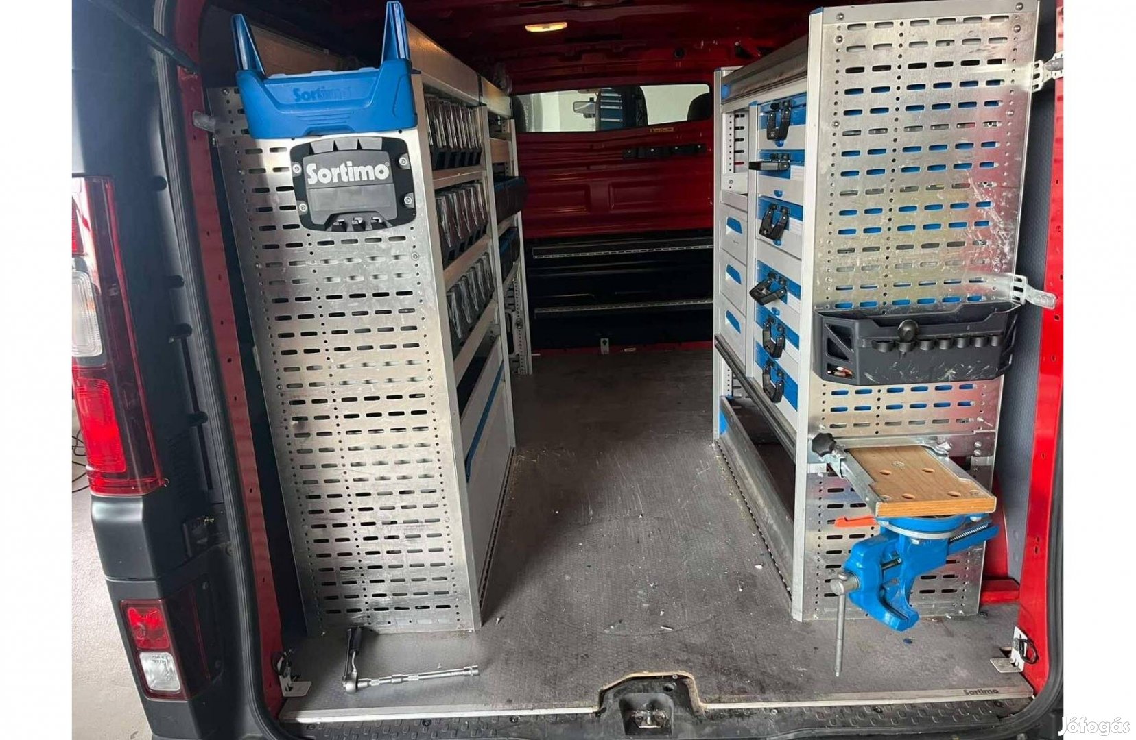 Sortimo járműberendezés raktér polc satu kék koffer Opel Vivaro 2019