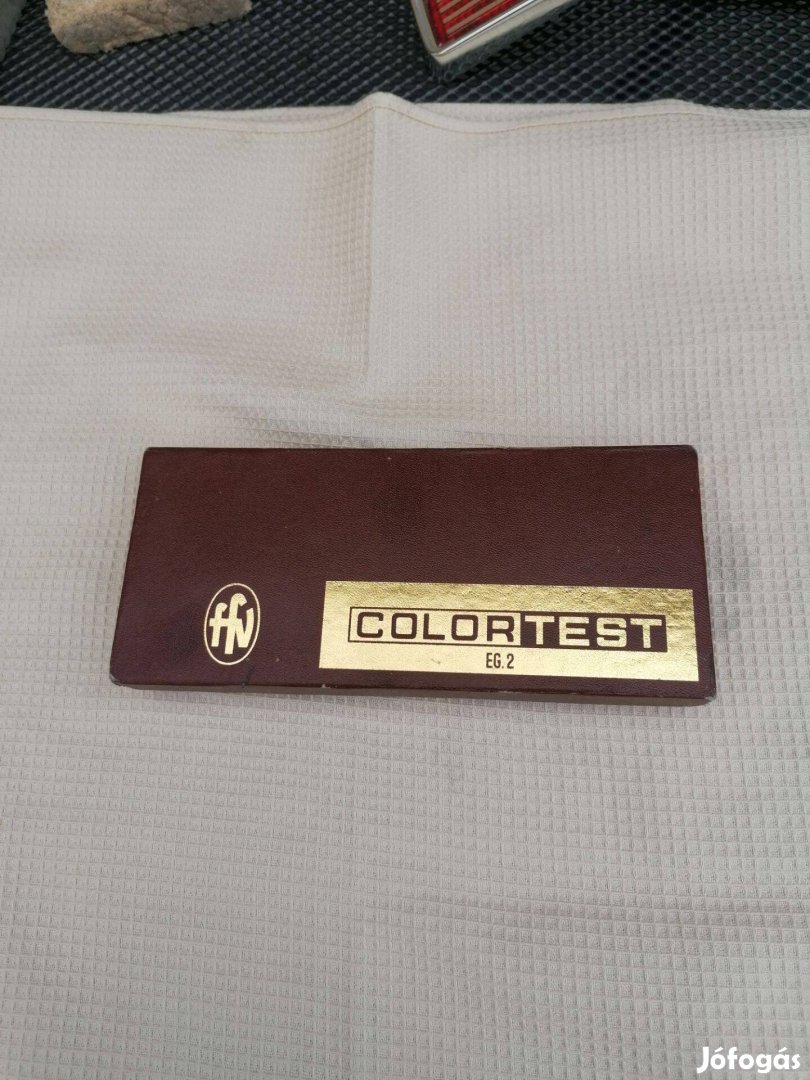 Sosem használt gyári új Colortest üveggyertya
