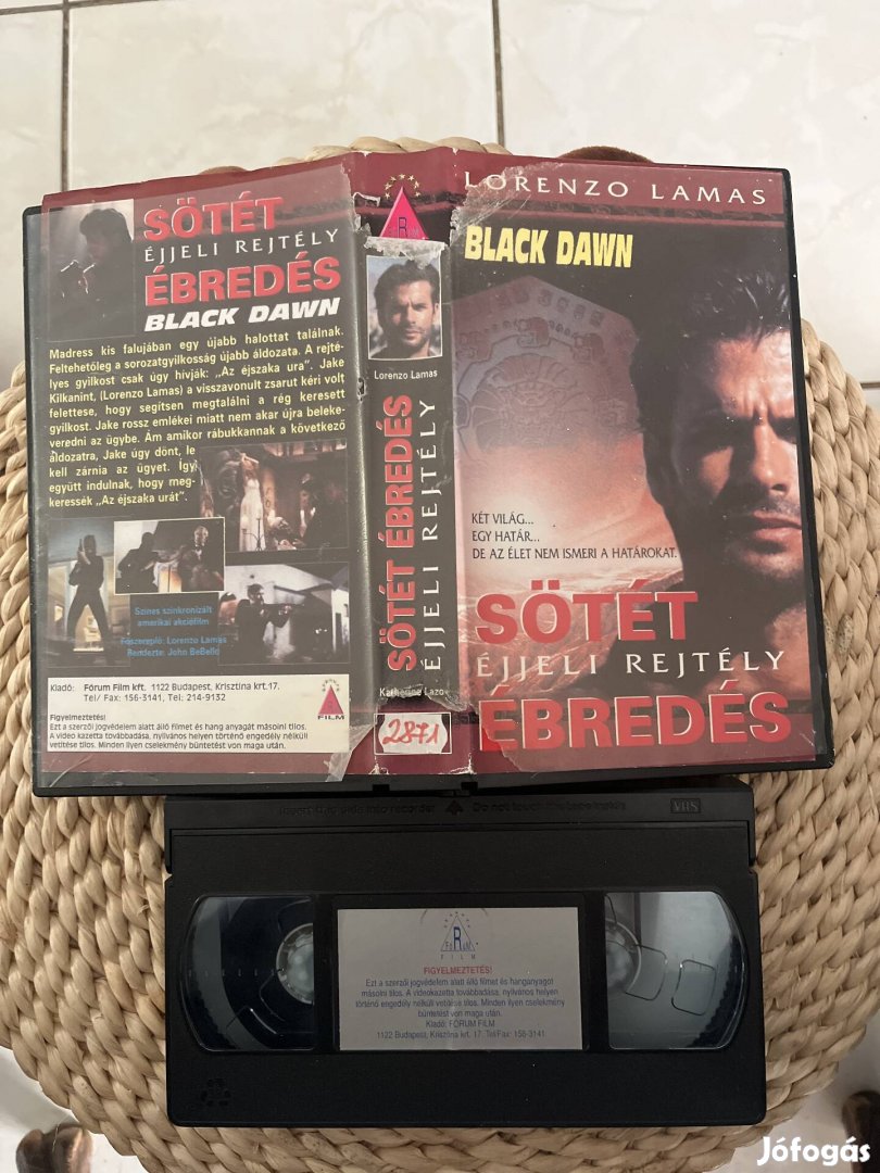 Sötét ébredés vhs