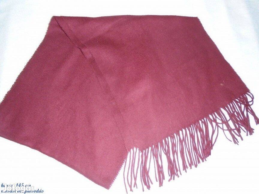 Sötét színű sál hossz 145 cm