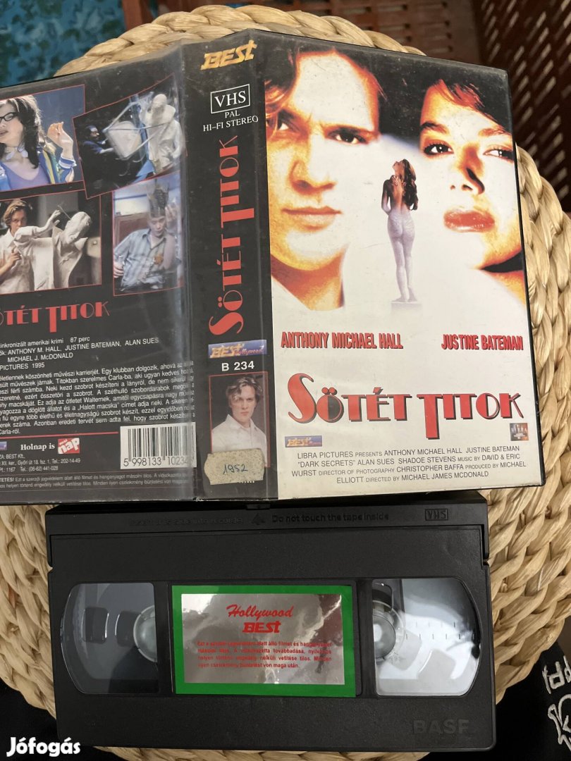 Sötét titkok vhs