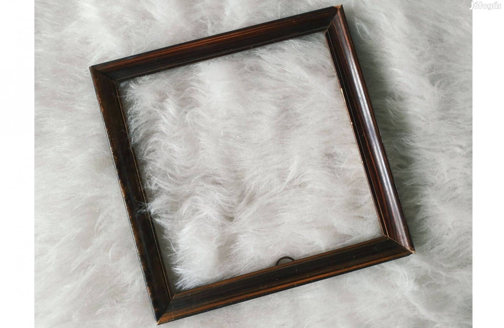 Sötétbarna fa képkeret kb. 21x21cm