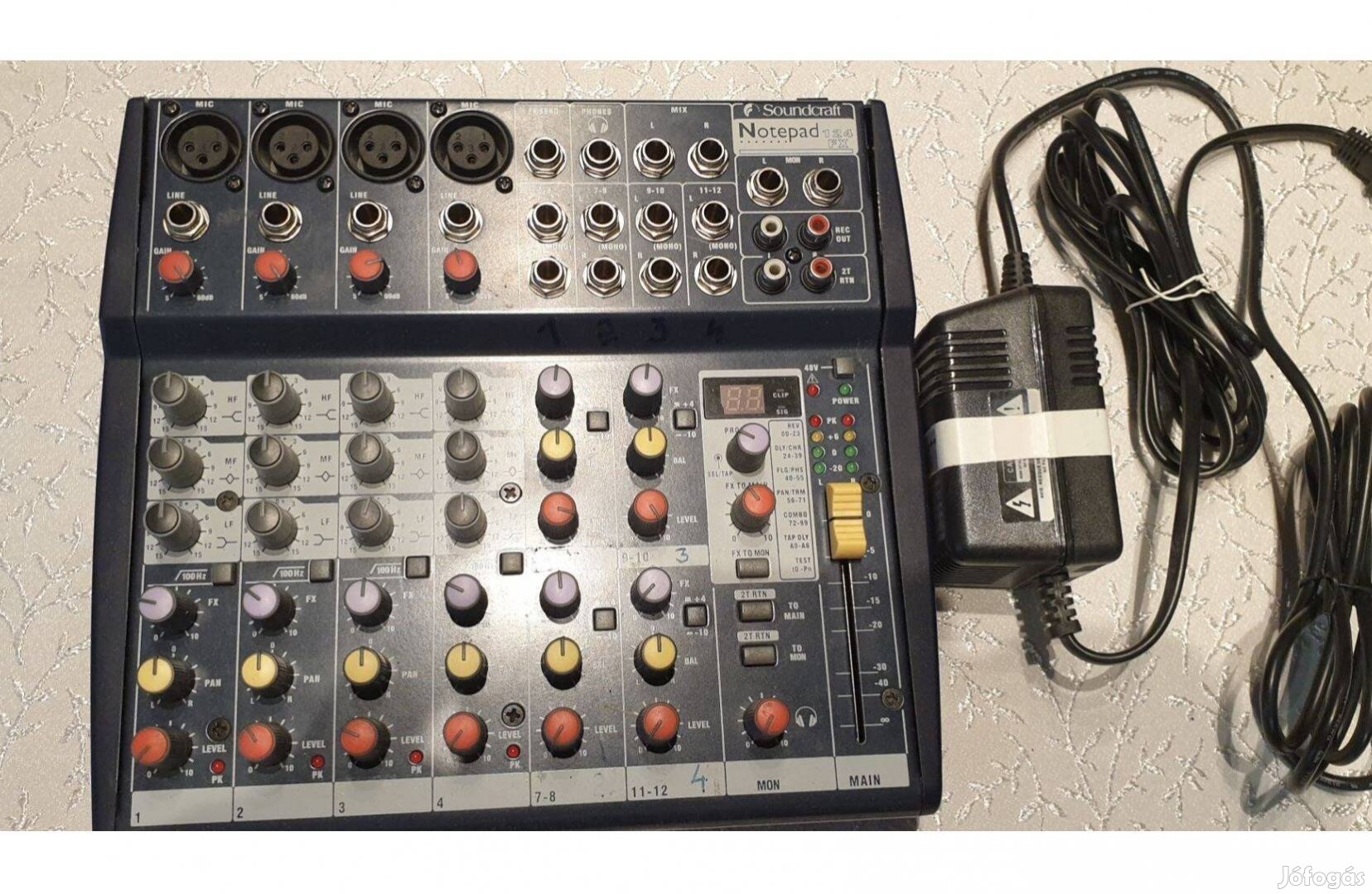 Soundcraft Notepad 124FX keverő eladó