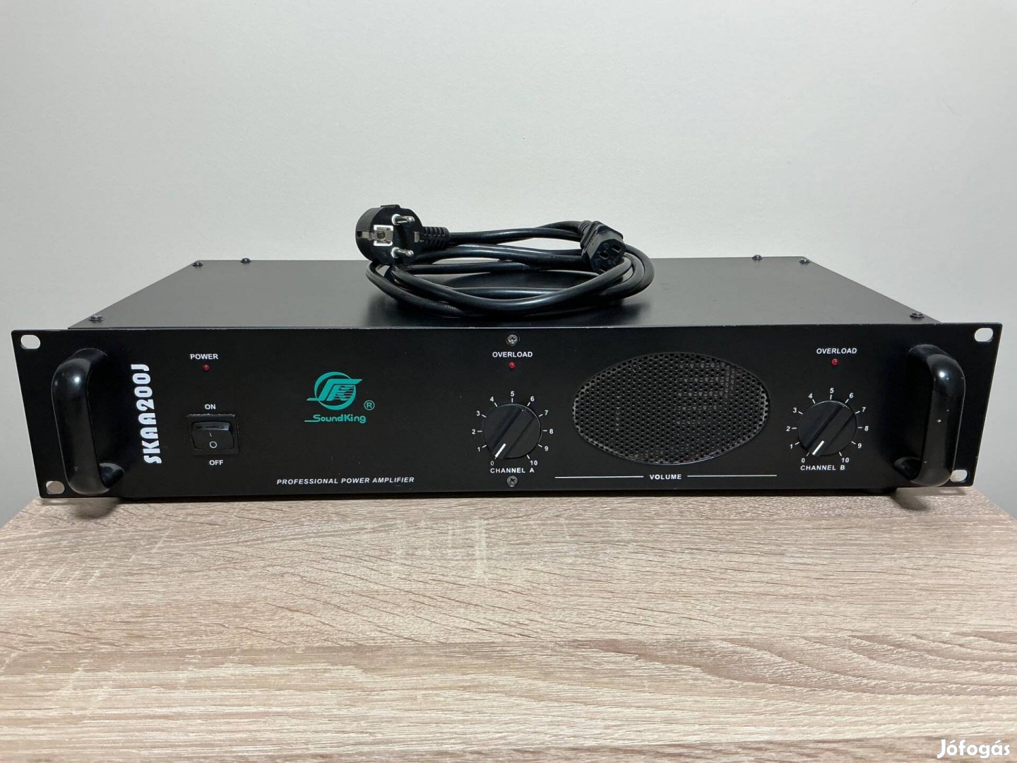 Soundking végfok 2x100 W