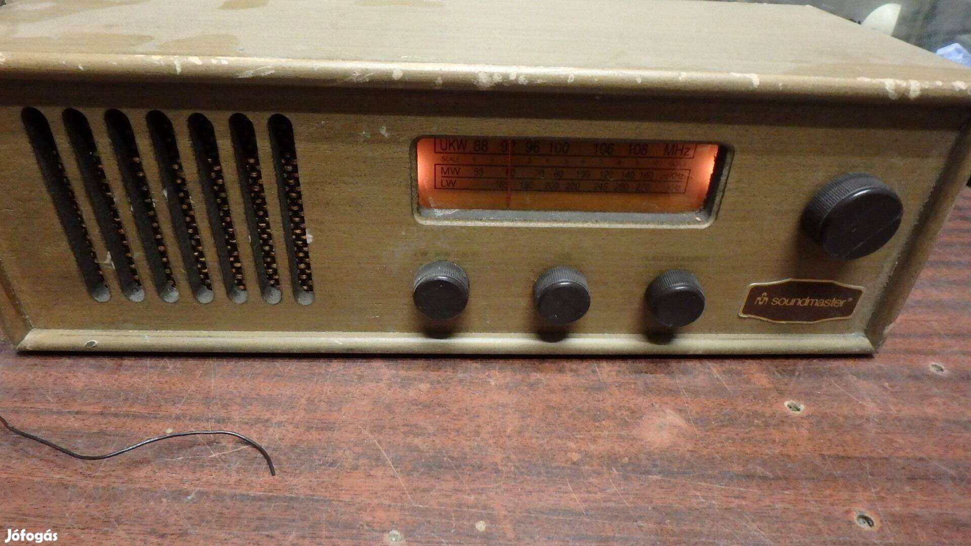 Soundmaster Retro rádió