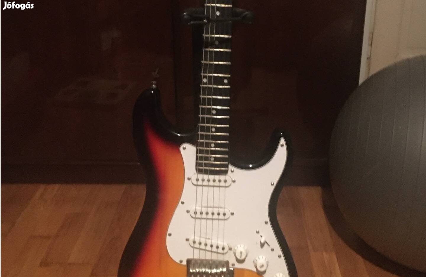 Soundsation stratocaster elektromos gitár szett