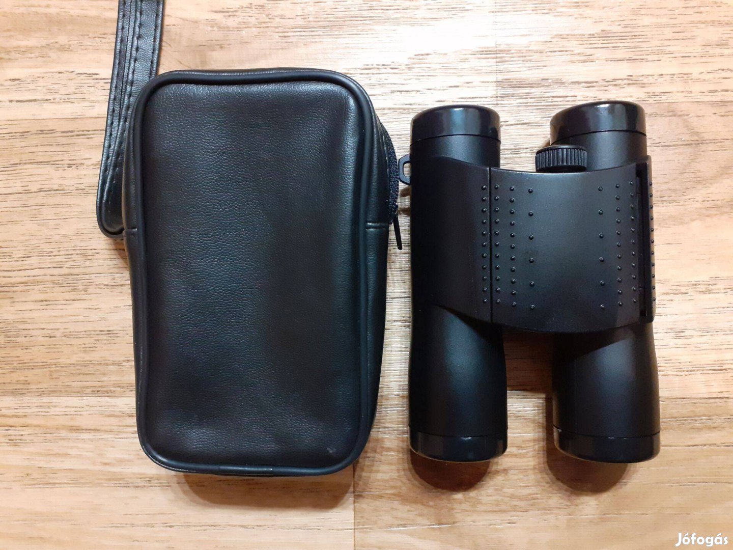 Soure Binoculars U.K. Design No 2032504 (szinházi távcső bőrtokkal)