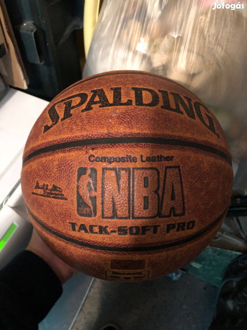 Spalding Tack-Soft Pro Kosárlabda