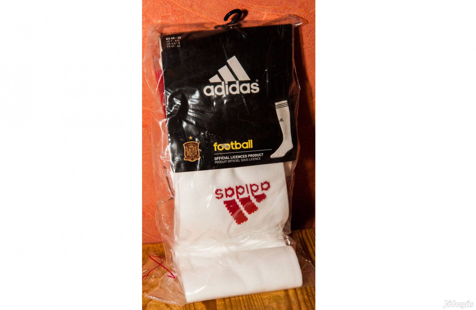 Spanyol válogatott eredeti adidas lábszárvédő (több méret)