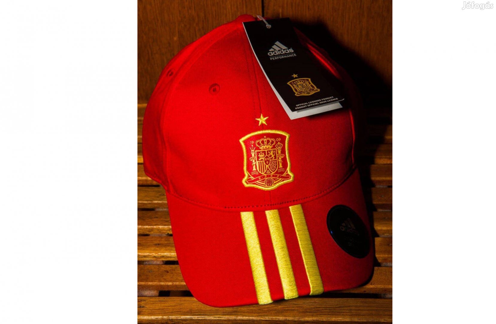 Spanyol válogatott eredeti adidas piros baseball sapka